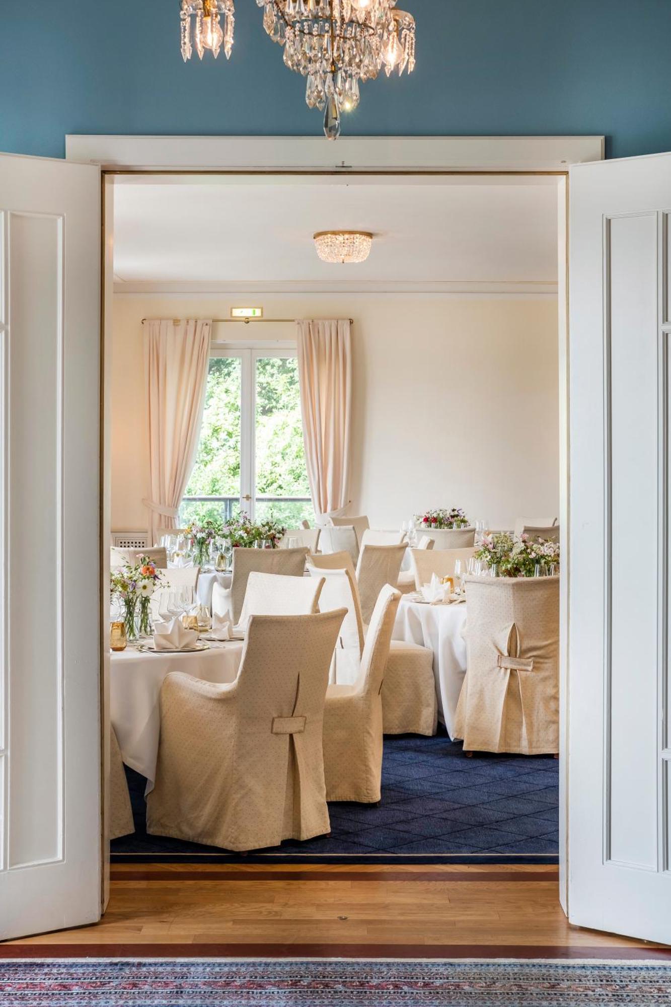 Hotel Louis C. Jacob Хамбург Екстериор снимка The restaurant